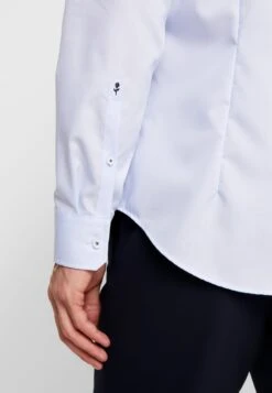 Seidensticker SLIM FIT SPREAD KENT PATCH - Businesshemd - Light Blue -Herrenbekleidung 0e121e016813453b8db6c3be294636a7