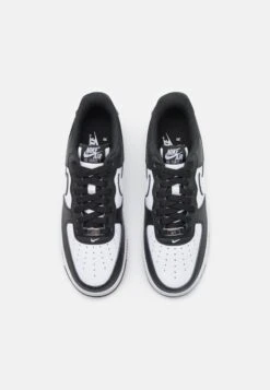 Nike Sportswear AIR FORCE 1 07 - Sneaker Low - Black/white 11 Nike Sportswear AIR FORCE 1 07 - Sneaker Low - Black/white -Herrenbekleidung 126addaaf2eb46cea839c50665c63d08