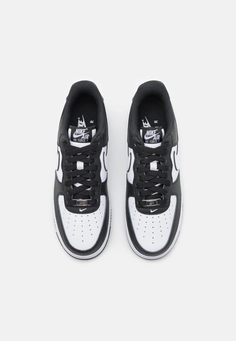 Nike Sportswear AIR FORCE 1 07 - Sneaker Low - Black/white 6 Nike Sportswear AIR FORCE 1 07 - Sneaker Low - Black/white – Bild 4