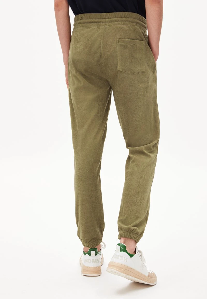 Armedangels Stoffhose - Oliva 5 Armedangels Stoffhose - Oliva – Bild 3