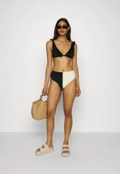 CHPO NICOLE UNISEX - Sonnenbrille - Brown/dark Brown 13 CHPO NICOLE UNISEX - Sonnenbrille - Brown/dark Brown -Herrenbekleidung 1469e9f3ffaf48fab0837b657b5ccb69