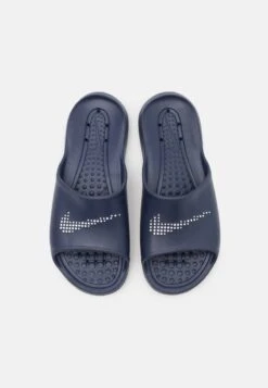 Nike Sportswear VICTORI ONE SHOWER SLIDE - Badesandale - Midnight Navy/white -Herrenbekleidung 1c21a0245a904ec4b2a1aef3f1772477