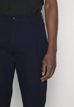 DRYKORN LEVEN - Cargohose - Blue -Herrenbekleidung 1fcb07c4c41b4153b72333581ba228fa