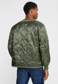 Alpha Industries Übergangsjacke - Olive -Herrenbekleidung 255409ac8aa8434d956e8b1afa84b6f6