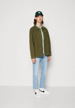 Only & Sons ONSWEFT REGULAR - Jeans Straight Leg - Light Blue Denim -Herrenbekleidung 33a0e6079e1e47c4aa6e20c8ebd84c61