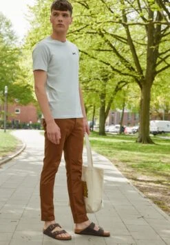 Birkenstock ARIZONA - Hausschuh - Brown -Herrenbekleidung 3b930dcd3a28407280d7d17e35a4855c