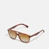 Emporio Armani Sonnenbrille - Striped Red 2 Emporio Armani Sonnenbrille - Striped Red -Herrenbekleidung 443d0189cc30411a8ea18cc52a5b0344