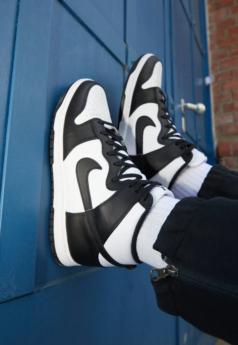Nike Sportswear NIKE DUNK HI RETRO BTTYS - Sneaker High - White/black/total Orange 4 Nike Sportswear NIKE DUNK HI RETRO BTTYS - Sneaker High - White/black/total Orange – Bild 2