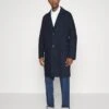 DRYKORN SOLANO - Klassischer Mantel - Blue -Herrenbekleidung 56552a8cfaef4ea699610fefef93cb7a