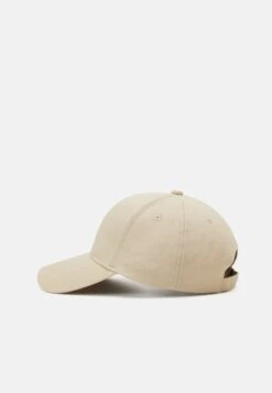 Pier One UNISEX - Cap - Beige 10 Pier One UNISEX - Cap - Beige -Herrenbekleidung 585b925134294b2493904eff6908a635