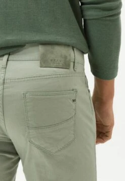 BRAX STYLE CADIZ - Stoffhose - Matcha -Herrenbekleidung 5f47d26829474ca687cdb8a94dbc87ff