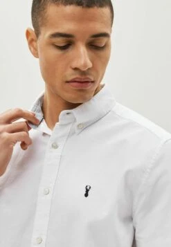 Next SHORT SLEEVE OXFORD WITH STAG - Hemd - White -Herrenbekleidung 616780ff01594b8280dec82a6f516829