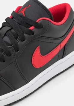 AIR JORDAN 1 - Sneaker Low - Black/fire Red/white -Herrenbekleidung 668af510b6f24011aadb173b7d82f47a