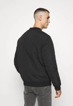 Only & Sons Bomberjacke - Black 10 Only & Sons Bomberjacke - Black -Herrenbekleidung 6829d0a253214813bd43affb1fa70057