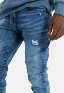 SIXTH JUNE HOLED - Jeans Relaxed Fit - Blue -Herrenbekleidung 74f010d31ae44d36a726e1dcb2a44e5f