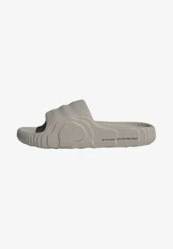 Adidas Originals ADILETTE UNISEX - Badesandale - Light Brown/light Brown/core Black