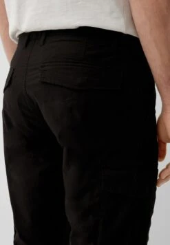 S.Oliver MIT CARGOTASCHEN - Shorts - Schwarz 11 S.Oliver MIT CARGOTASCHEN - Shorts - Schwarz -Herrenbekleidung 8a1ec3ef1c8344faa9c8583106cac012