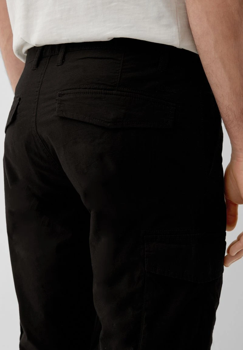 S.Oliver MIT CARGOTASCHEN - Shorts - Schwarz 6 S.Oliver MIT CARGOTASCHEN - Shorts - Schwarz – Bild 4