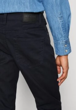 Only & Sons ONSLOOM LIFE SLIM PANT - Jeans Slim Fit - Dark Navy -Herrenbekleidung 98d58030b9804495903ec9ba23a9b8d7