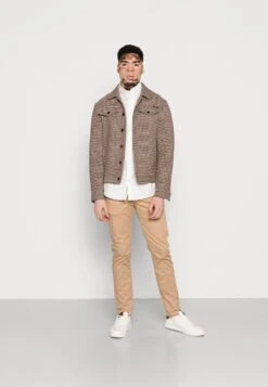 Scotch & Soda MOTT CONTAINS - Chino - Sand -Herrenbekleidung a2ac70826cb143d08367e33e44391cd7