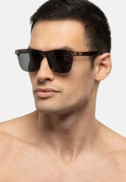 AMPERE - Sonnenbrille - Gentle Grey -Herrenbekleidung a2d9c4ba627d4a5ab611b5610f760418 1