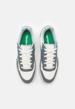 Reebok Classic BB 4000 II UNISEX - Sneaker Low - Classic White/pure Grey/glen Green -Herrenbekleidung a3b1f70e50124b26938f244b16348fc2