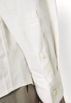 Boss HANK - Businesshemd - Open White -Herrenbekleidung a8ac9930f6aa48aa82751533d81cbc4b