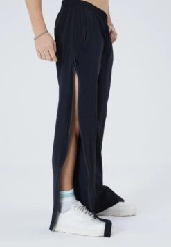 MIT REISSVERSCHLUSS - Jogginghose - Schwarz 12 MIT REISSVERSCHLUSS - Jogginghose - Schwarz -Herrenbekleidung a93edf61d6cf4445897955bef1828bd7