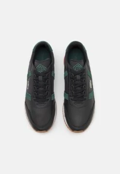 Lacoste PARTNER RETRO - Sneaker Low - Black/dark Green -Herrenbekleidung b3cd73b193124adeb480b6f0be6dc397