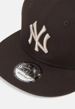NEW ERA LEAGUE ESSENTIAL 9FIFTY® UNISEX - Cap - New York Yankees -Herrenbekleidung bf21d89ff4a843158f97231d03241b72