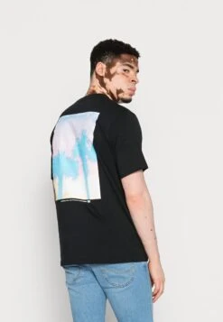 SS - T-Shirt Print - Caviar