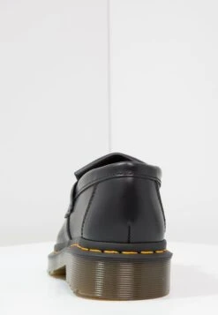 Dr. Martens ADRIAN - Slipper - Black 11 Dr. Martens ADRIAN - Slipper - Black -Herrenbekleidung c6201d3e334a45fcaefc08d3161f5439
