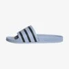 Adidas Originals ADILETTE UNISEX - Badesandale - Blue Dawn/core Black/blue Dawn -Herrenbekleidung cb69fdbe230b4732ab3046465247eff4
