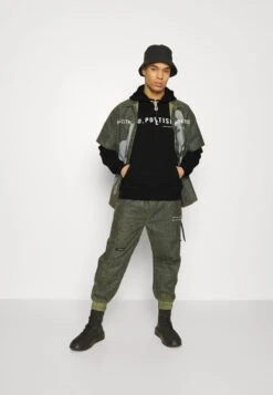 BASE LOGO HOODIE - Sweatshirt - Black -Herrenbekleidung d043400f67bf4094b224a7c67ec6b948