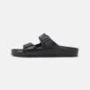 Birkenstock ARIZONA UNISEX - Hausschuh - Black 2 Birkenstock ARIZONA UNISEX - Hausschuh - Black -Herrenbekleidung d210f9c873e948e48ef8f22a68220517