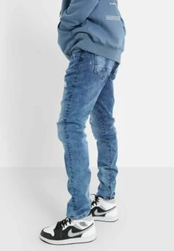 SIXTH JUNE HOLED - Jeans Relaxed Fit - Blue -Herrenbekleidung d46f196363f748419ad6ec0acfa98c6e