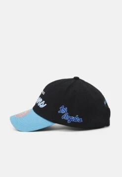 Mitchell & Ness NBA TEAM SCRIPT DAD STRAPBACK LOS ANGELES LAKERS - Cap - Black -Herrenbekleidung d541b5d9aee74a04866b78edd17e69dc