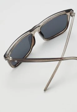 CHPO BRUCE - Sonnenbrille - Grey-transparent /black -Herrenbekleidung d7b038dc4d4e44fa894ad90b2995b63b