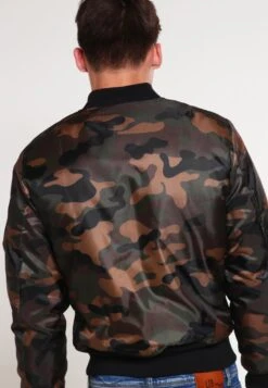 URBAN CLASSICS Bomberjacke - Dark -Herrenbekleidung e007899c66a842c28c517f66811e7f64