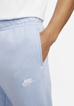 Nike Sportswear CLUB - Jogginghose - Cobalt Bliss Cobalt Bliss White 11 Nike Sportswear CLUB - Jogginghose - Cobalt Bliss Cobalt Bliss White -Herrenbekleidung e6e1246d51c14fe7b762f5c9e6d748da