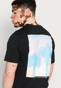 SS - T-Shirt Print - Caviar -Herrenbekleidung ec7b0ce9878b4863b9dccf65f35c2b8d