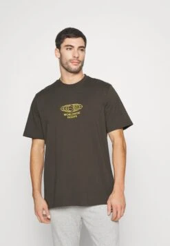 ADIDAS PERFORMANCE GLOBE TEE - T-Shirt Print - Shadow Olive