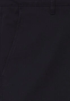 FREDERIC - Shorts - Insignia B -Herrenbekleidung f1fc472ccb074b1fa5718d43bf6e1b0a