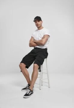 Brandit ACCESSOIRES URBAN LEGEND CARGO - Shorts - Black -Herrenbekleidung f28922422b9b44c0929eed620174fcbb