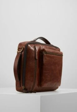 Fossil BUCKNER - Aktentasche - Cognac -Herrenbekleidung f45976ade7a74aa684bc2d7f52d4b47b