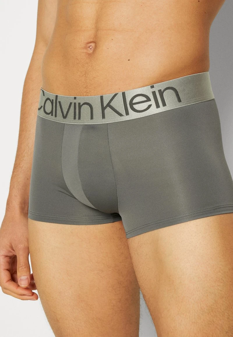 CALVIN KLEIN UNDERWEAR LOW RISE TRUNK 3 PACK - Panties - Black/grey/sky 8 CALVIN KLEIN UNDERWEAR LOW RISE TRUNK 3 PACK - Panties - Black/grey/sky – Bild 6
