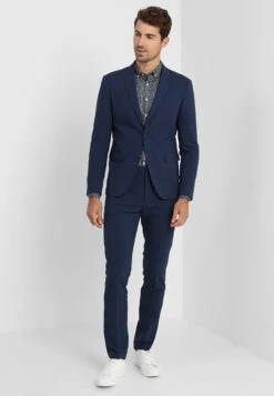Lindbergh SLIM FIT PLAIN MENS SUIT - Anzug - Dark Blue -Herrenbekleidung f80e198efd6a481c9acb15c2d0dba13f