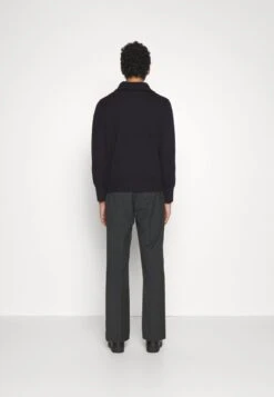 Sandro TRUCKER CARDIGAN - Strickjacke - Marine -Herrenbekleidung fe2673d6bd85413bbf369c505d7dd3fc